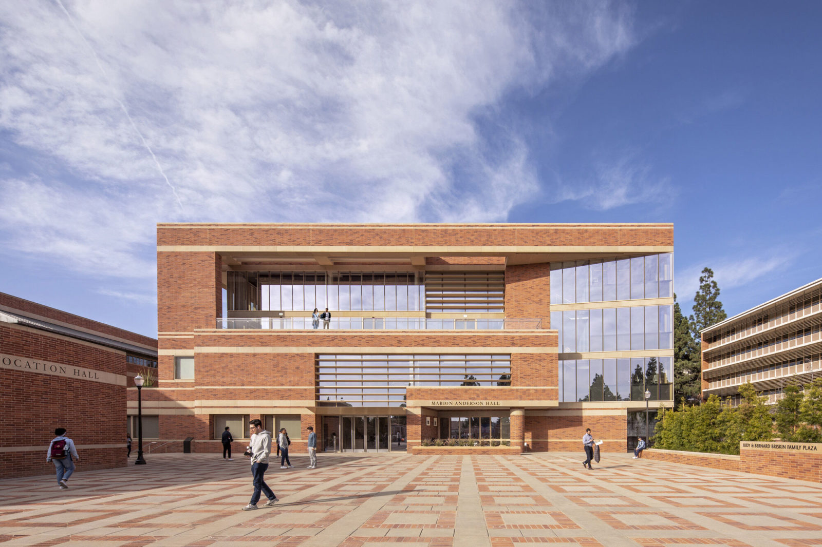 Your Chances at UCLA Anderson Acceptance Rate & Other Factors